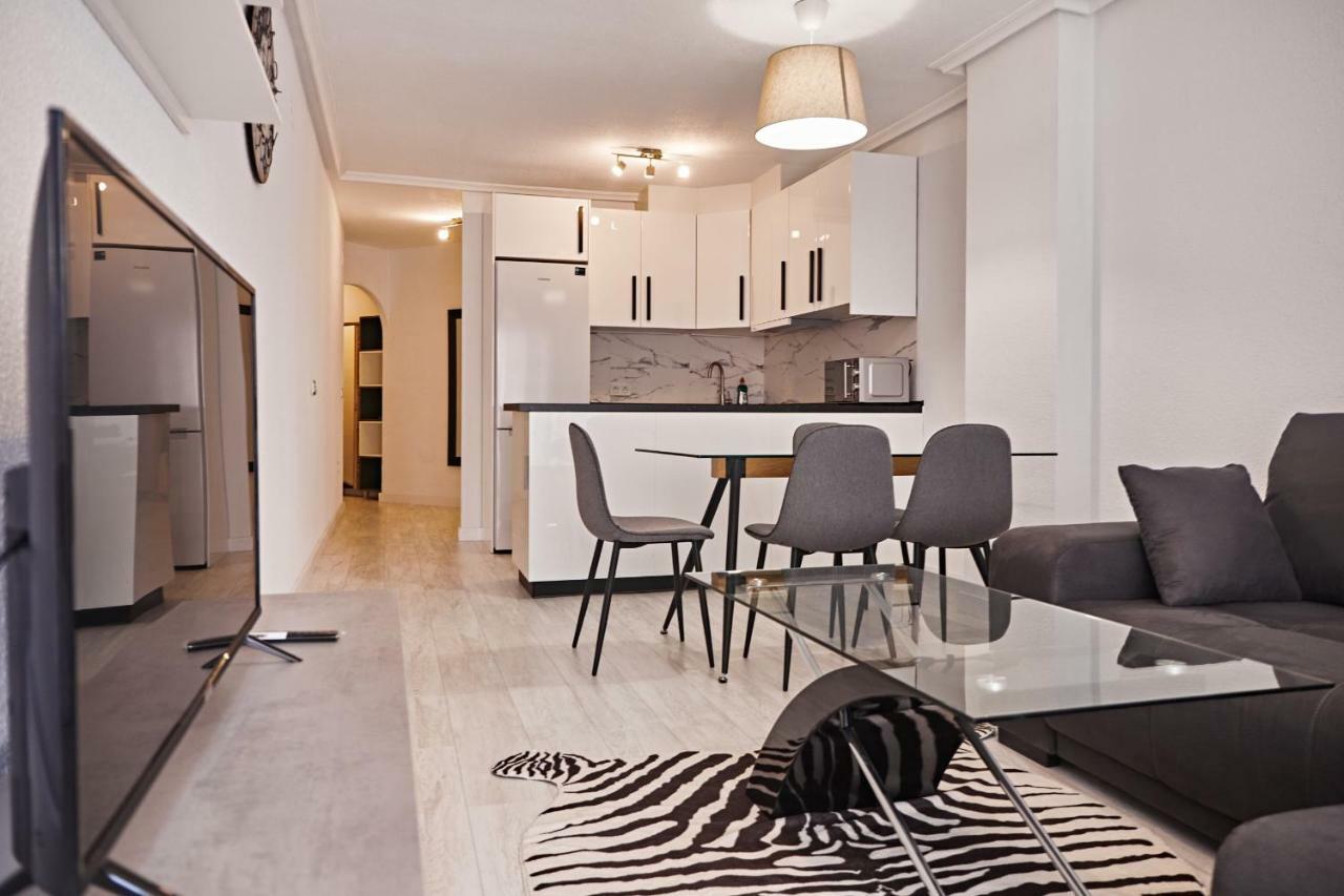 Alegria Id21 Lägenhet Torrevieja Exteriör bild
